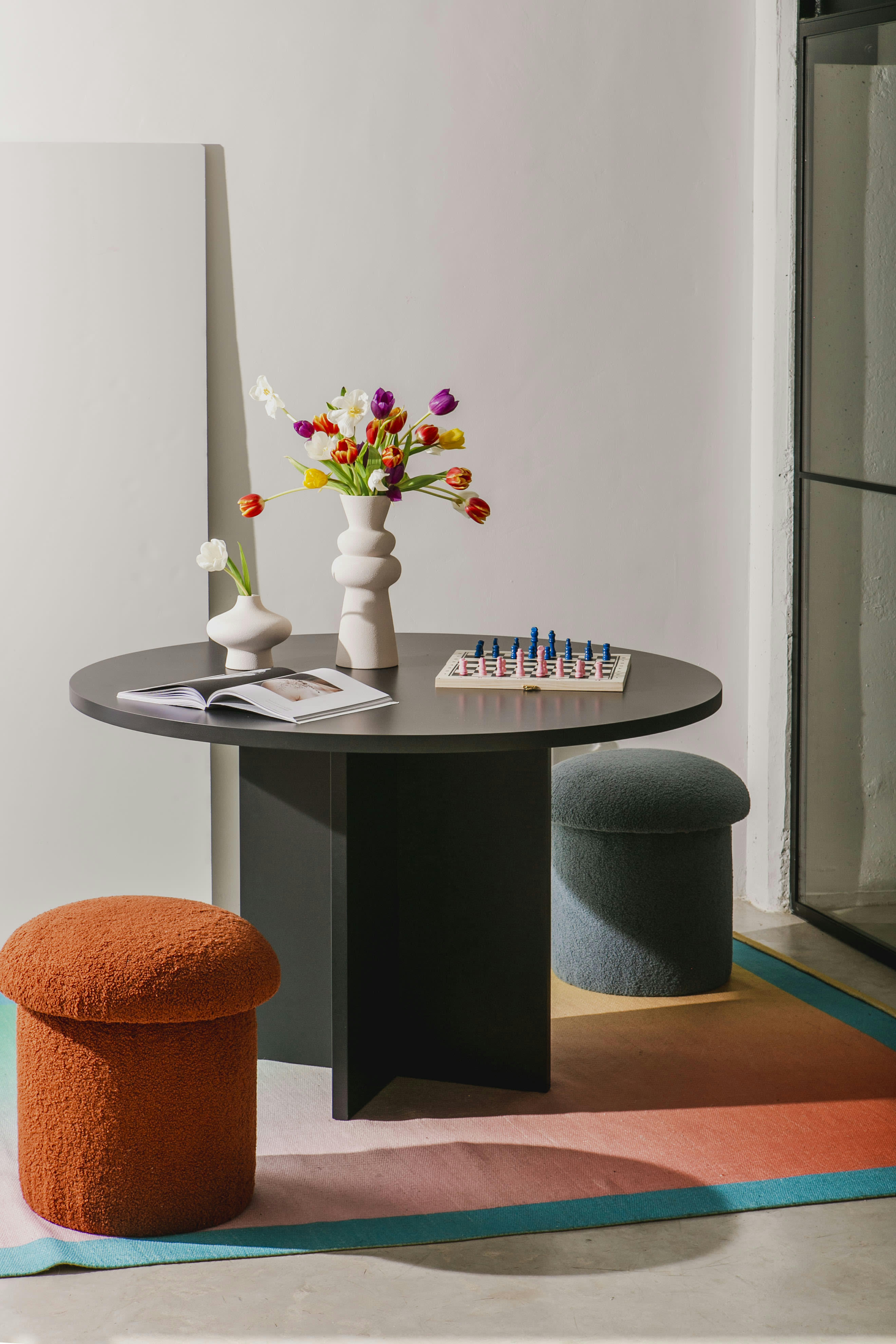 BLOCKIE-MATILDA - Table à manger ronde laquée en MDF de 3cm Noire 120cm