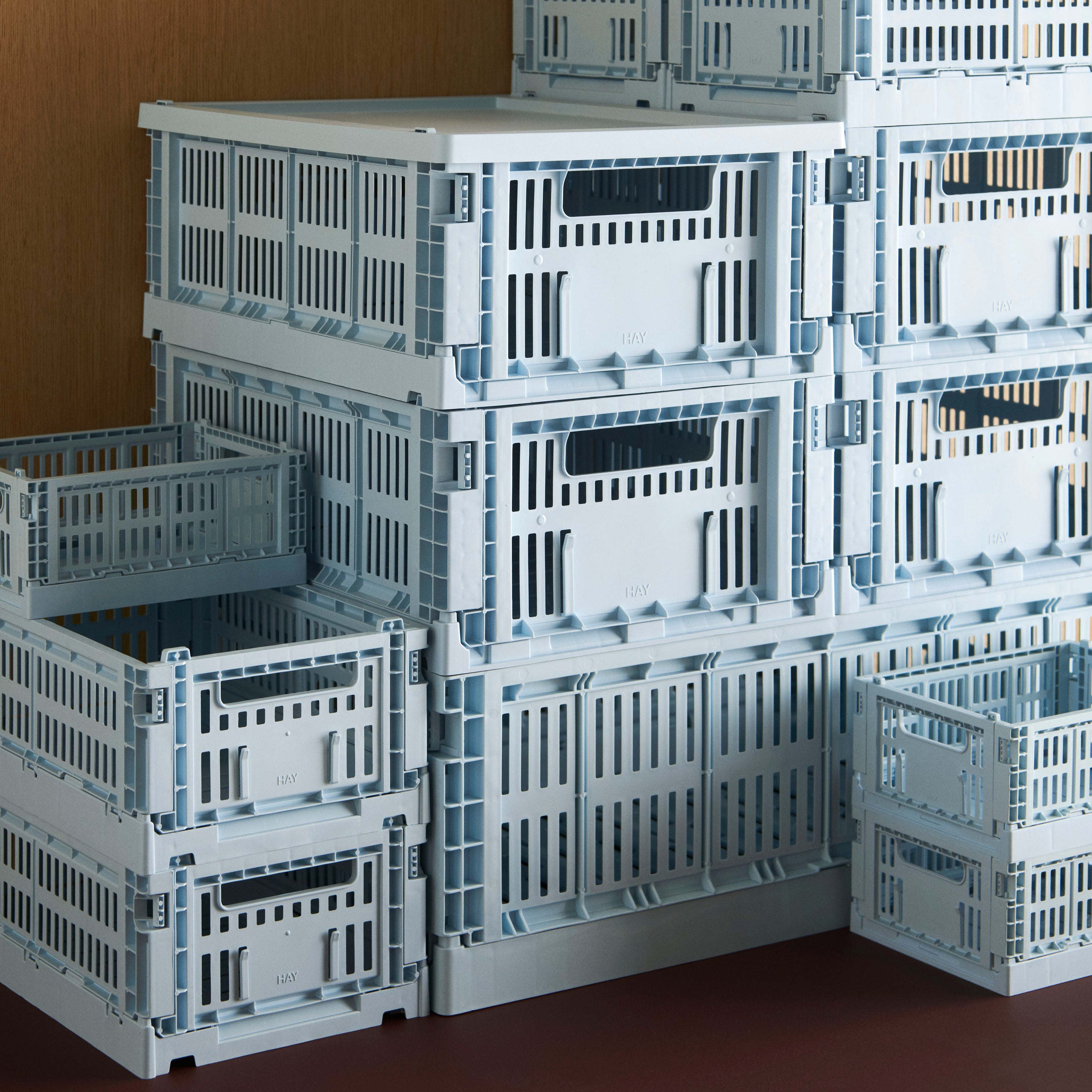 HAY Colour Crates Krat L - Rechthoekig - Soft Blauw