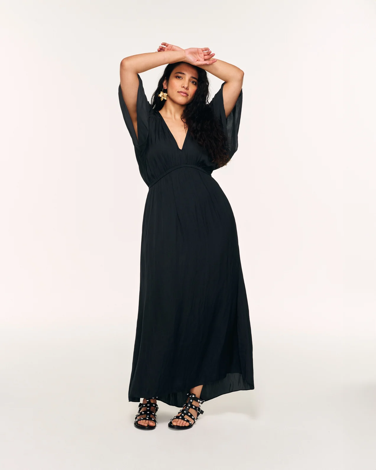 Robe Arya
