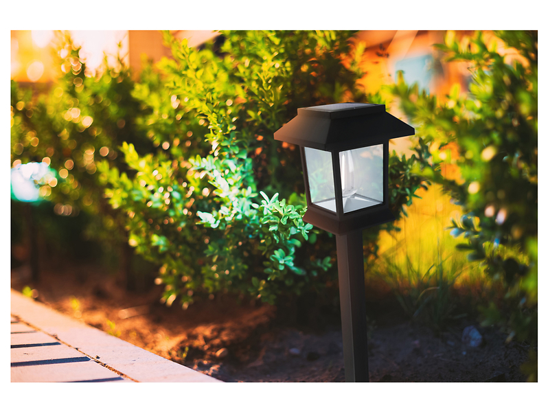 Lampa solarna Park LED czarna