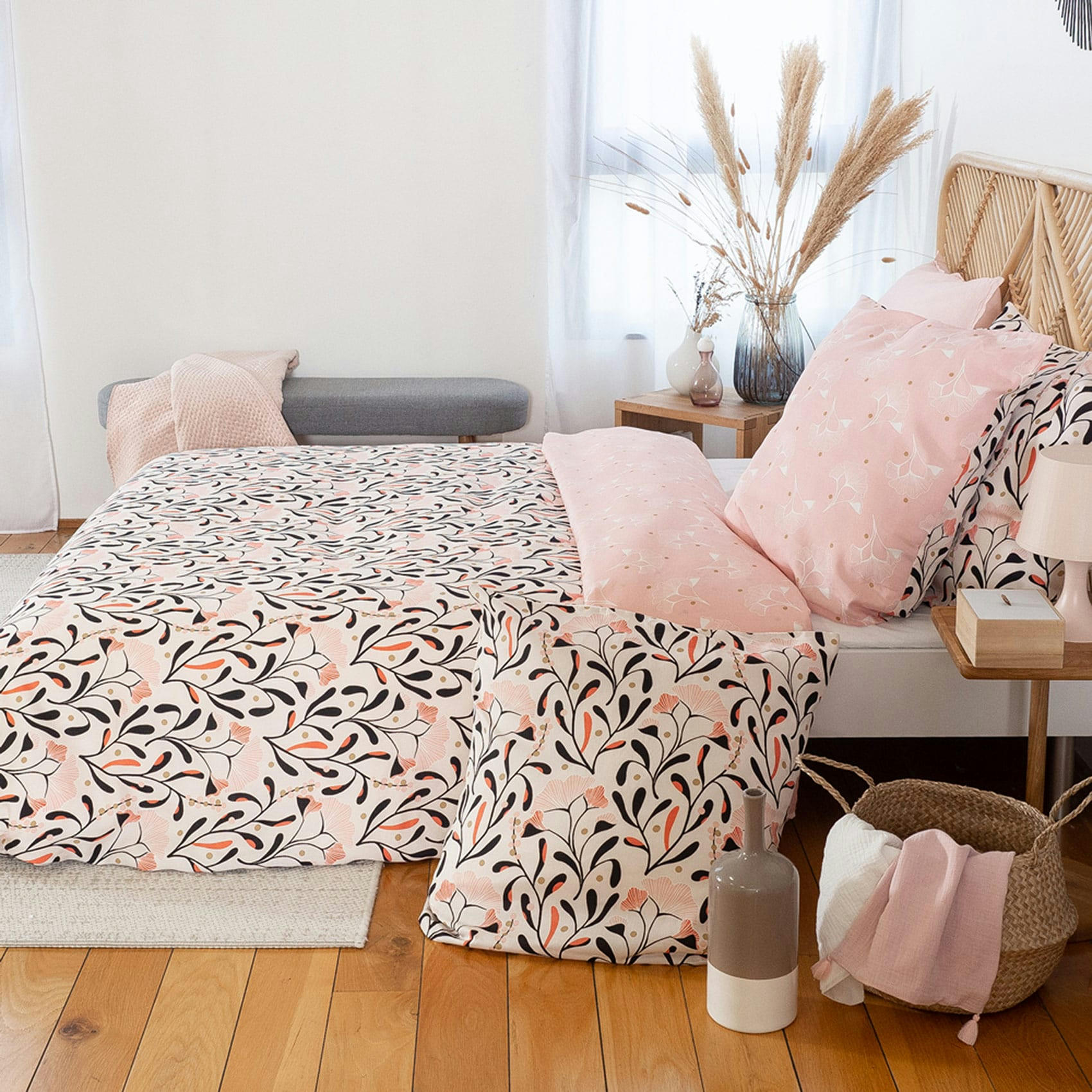 - Parure de couette fleurie en satin de coton bio pêche 260x240 cm