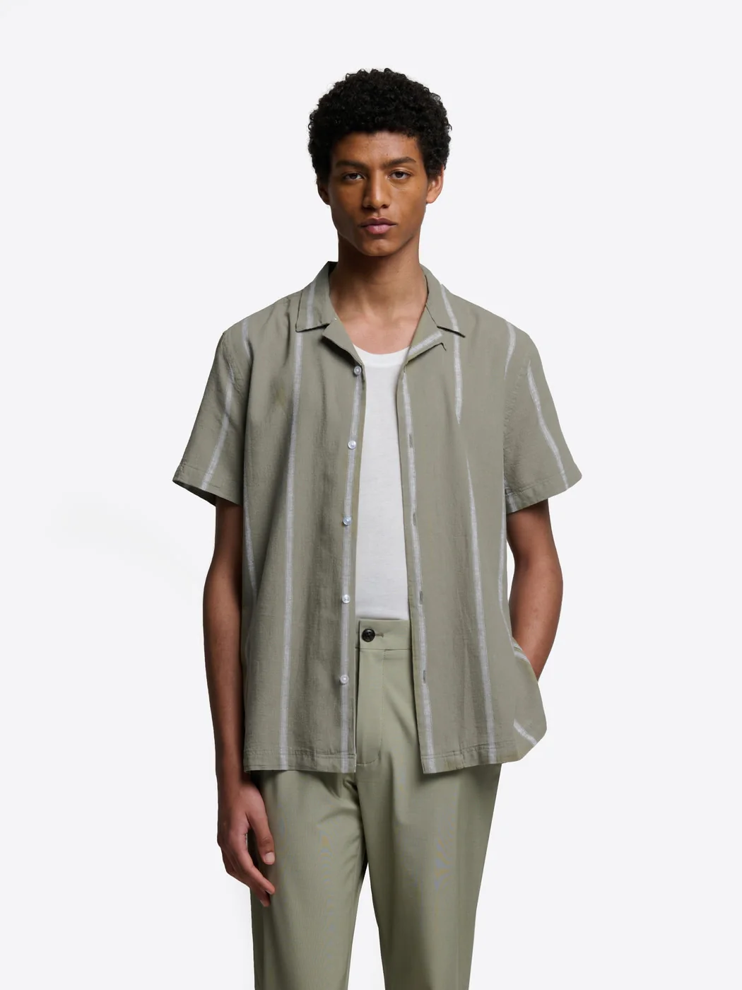 Chemise manches courtes en coton lin