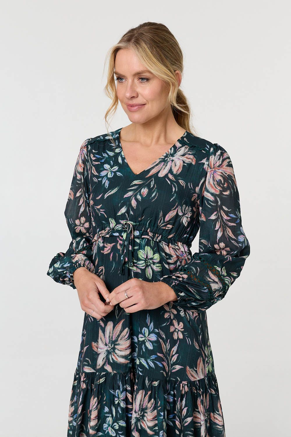 Izabel London Floral Long Sleeve Relaxed Maxi Dress