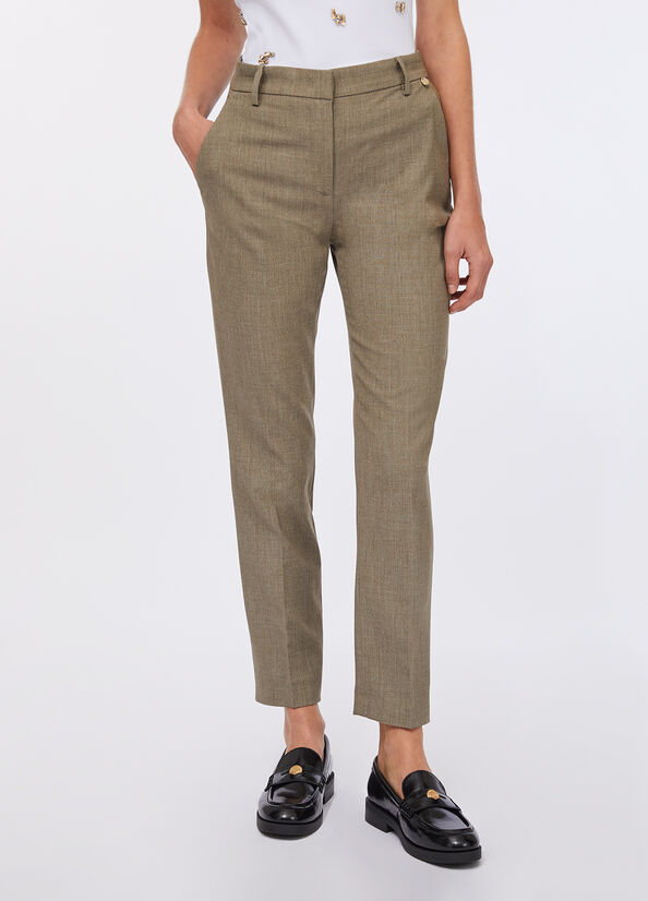 Pantaloni a sigaretta