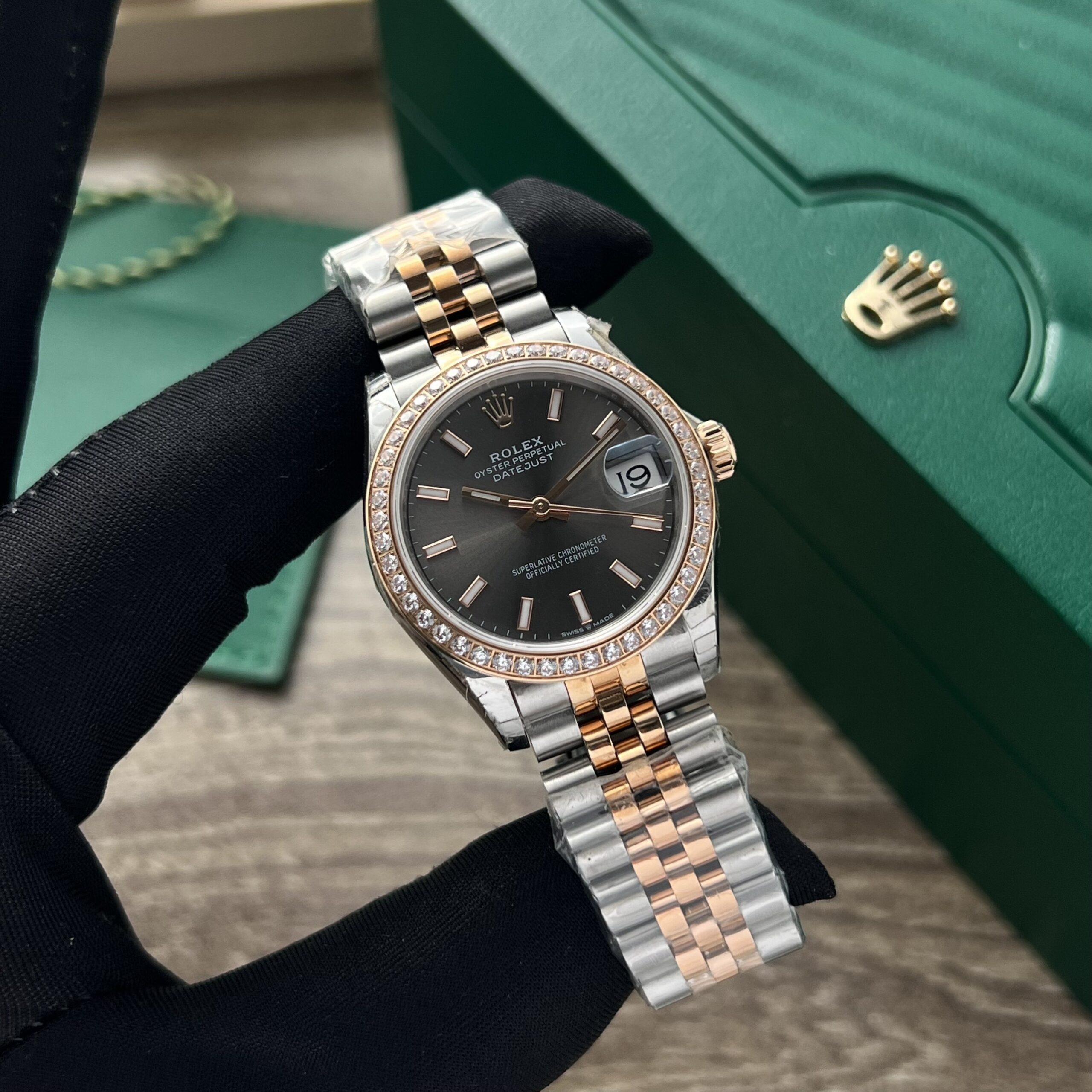 Rolex Datejust SS/RG Plated Black Dial CZ Diamonds 31mm Jub AAA Replica