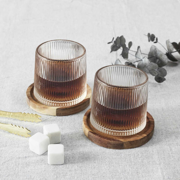 Zestaw 2 szklanek do whisky DUO na drewnianych podstawkach