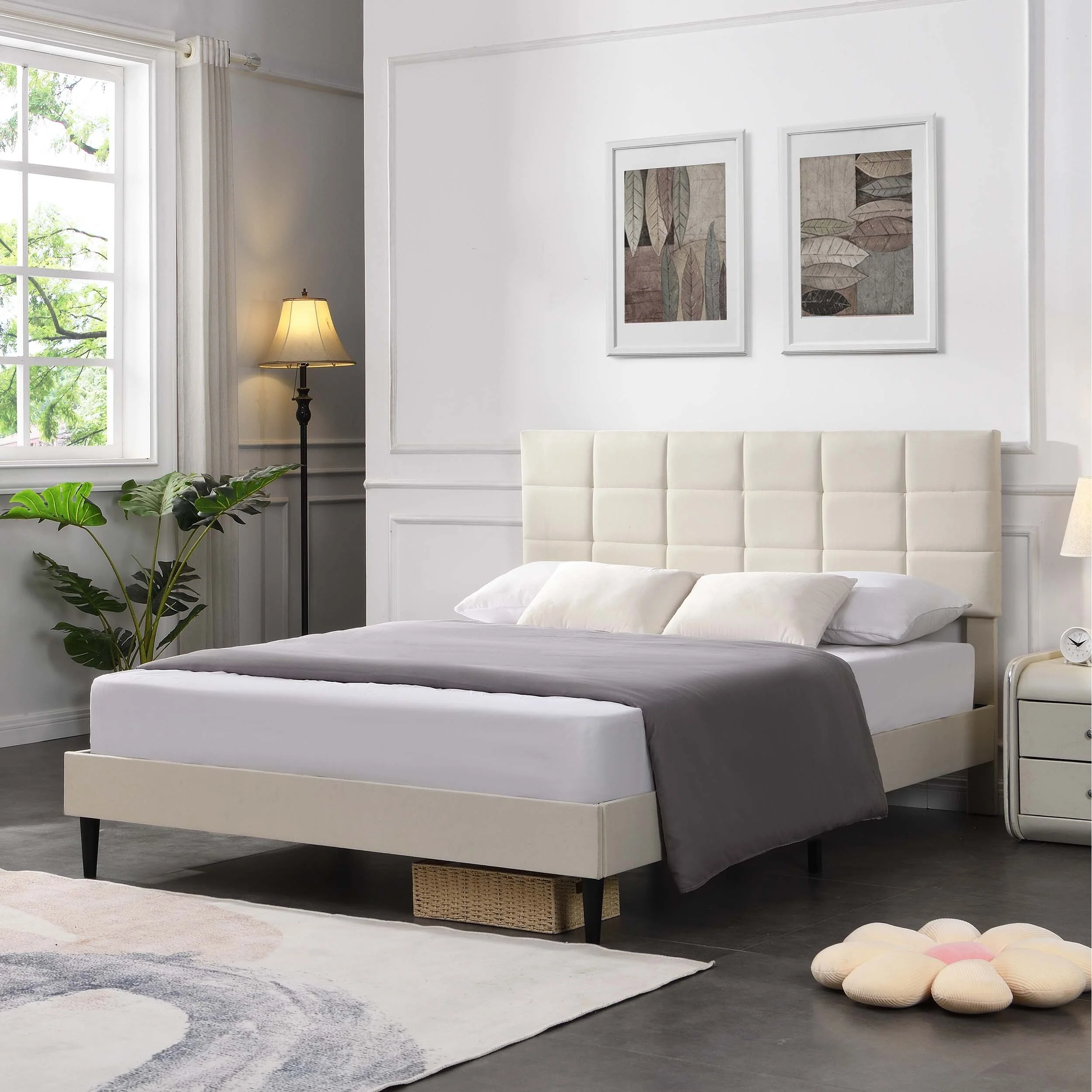 Modern Tufted Queen Size Upholstered Platform Bed