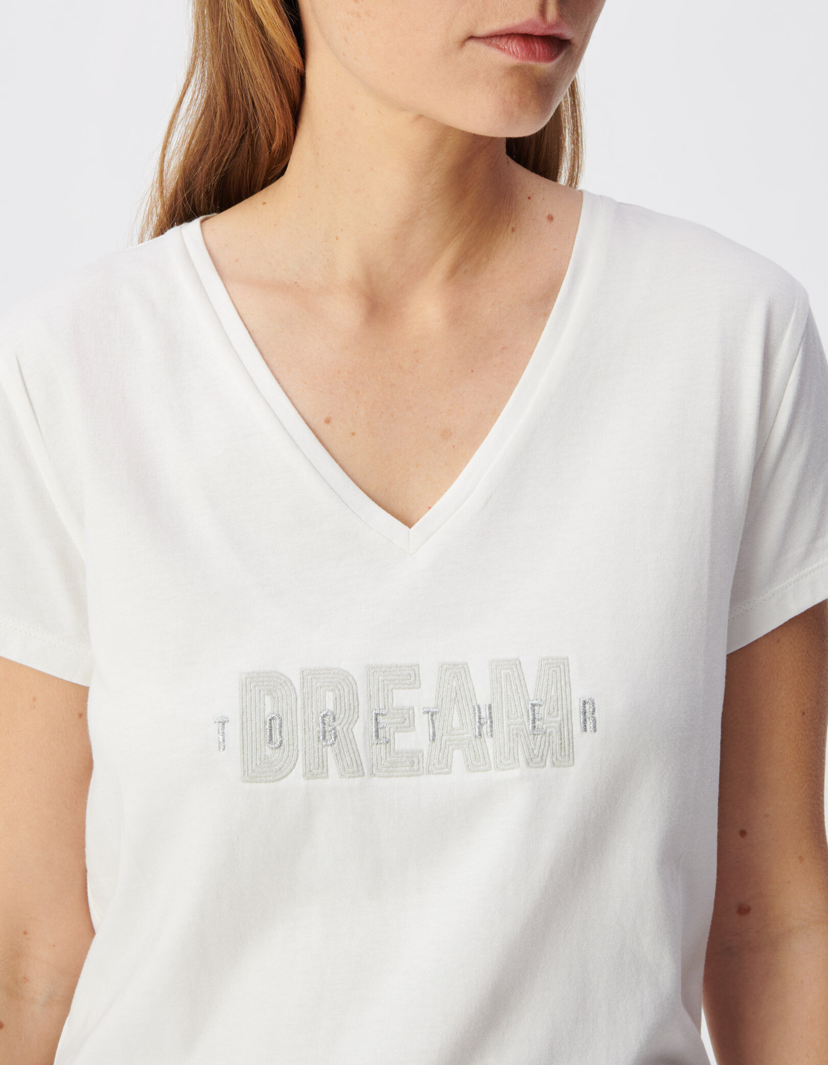 Tee-shirt encolure V blanc message brodé Femme