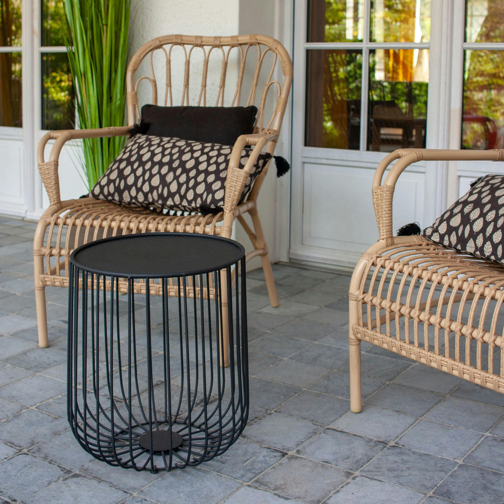 JACKSON - Table d'appoint extérieure en métal noir