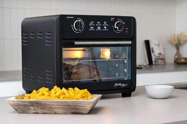 23L Air Fryer Oven (Black) 3 Accessories to Bake & Cook
