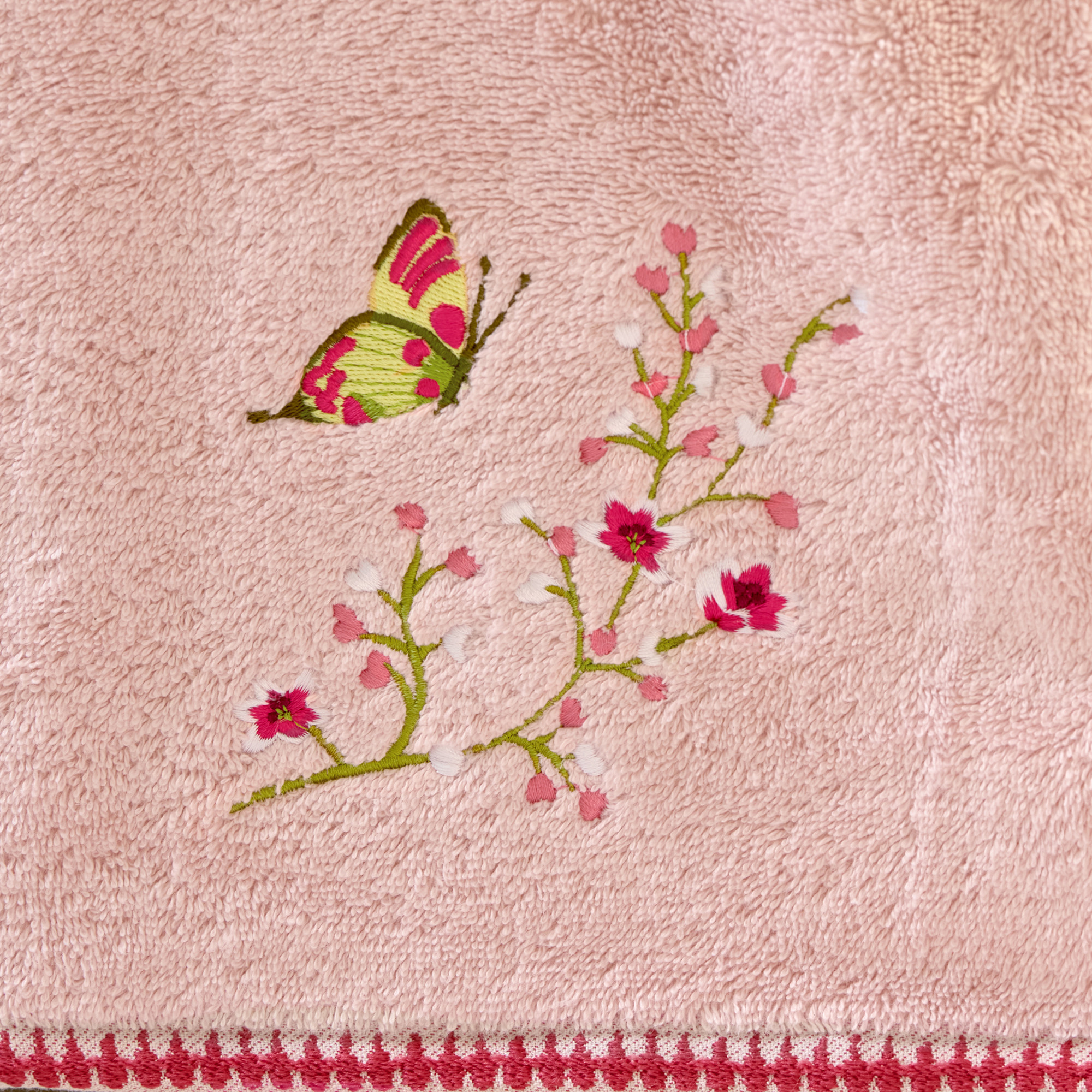 Serviette de bain brodéeValse des papillons