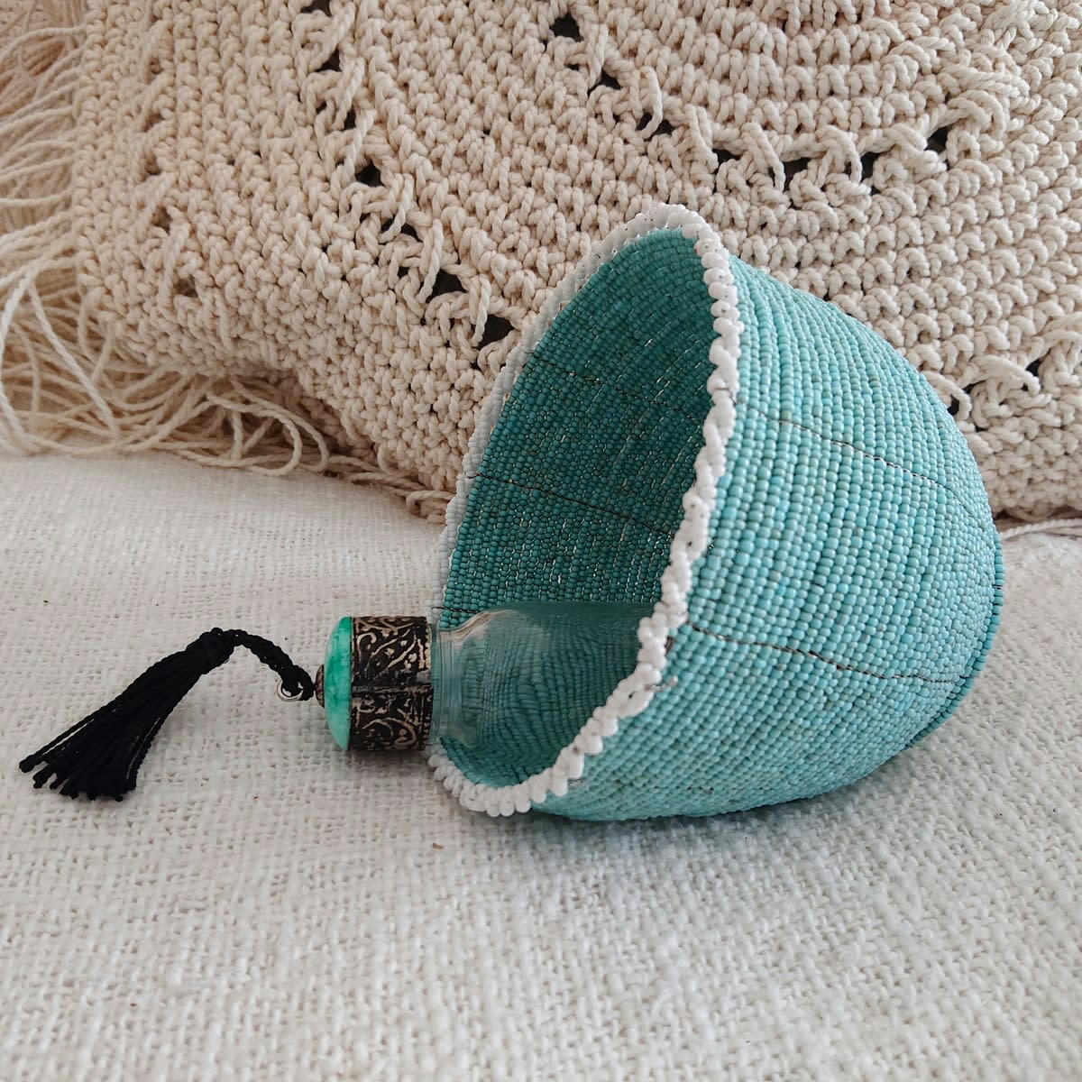 LYL - Petit pot en perles de verre, turquoise  10x13 cm