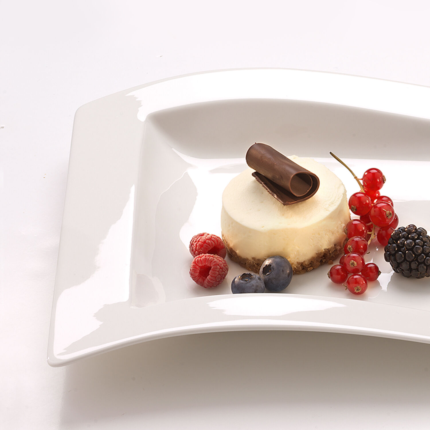 NewWave Salad/ Dessert Plate - White, 10.1'' x 8'', Premium Porcelain