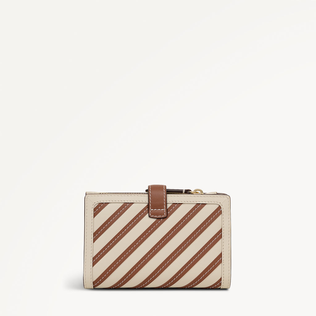 Willis Street - Medium Bifold Purse
