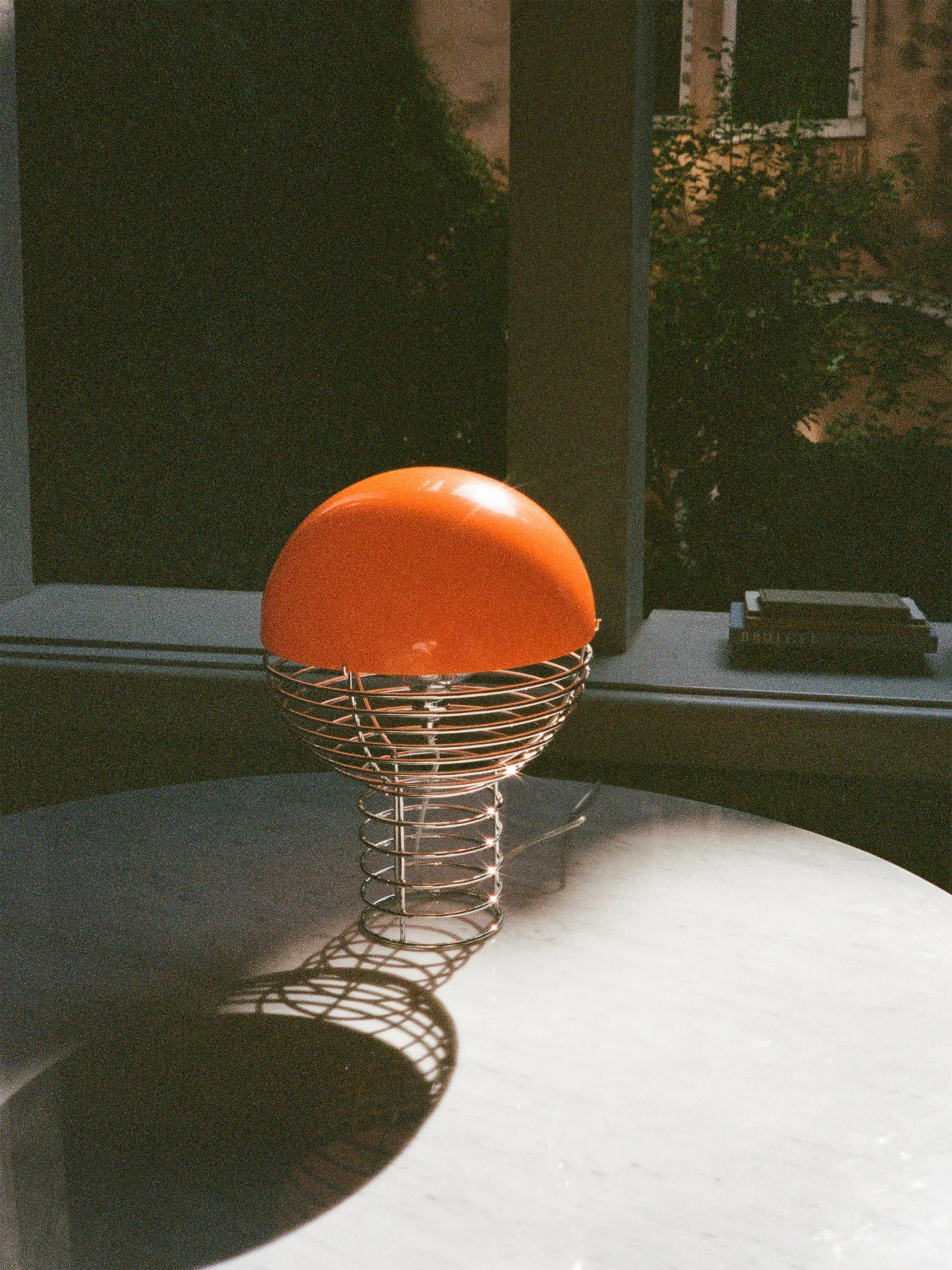 Tischlampe Wire, Design Verner Panton
