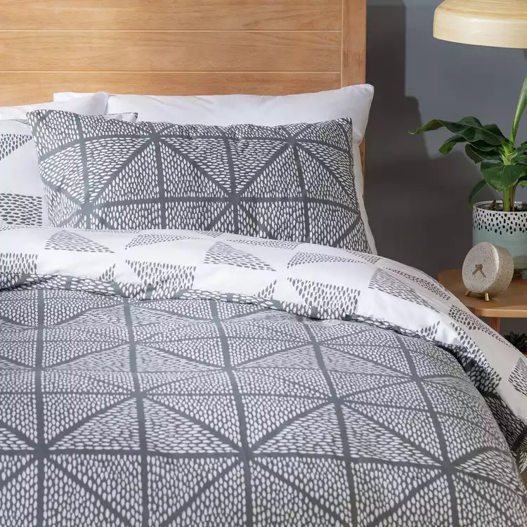 Habitat Stockholm Diamond Dash Grey Bedding Set - Single