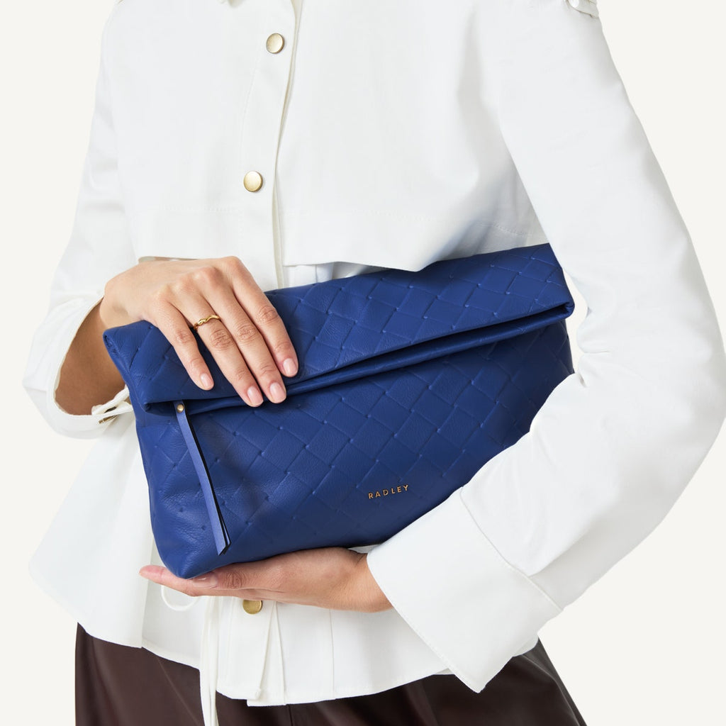 Weaver Lane - Medium Flapover Clutch Bag