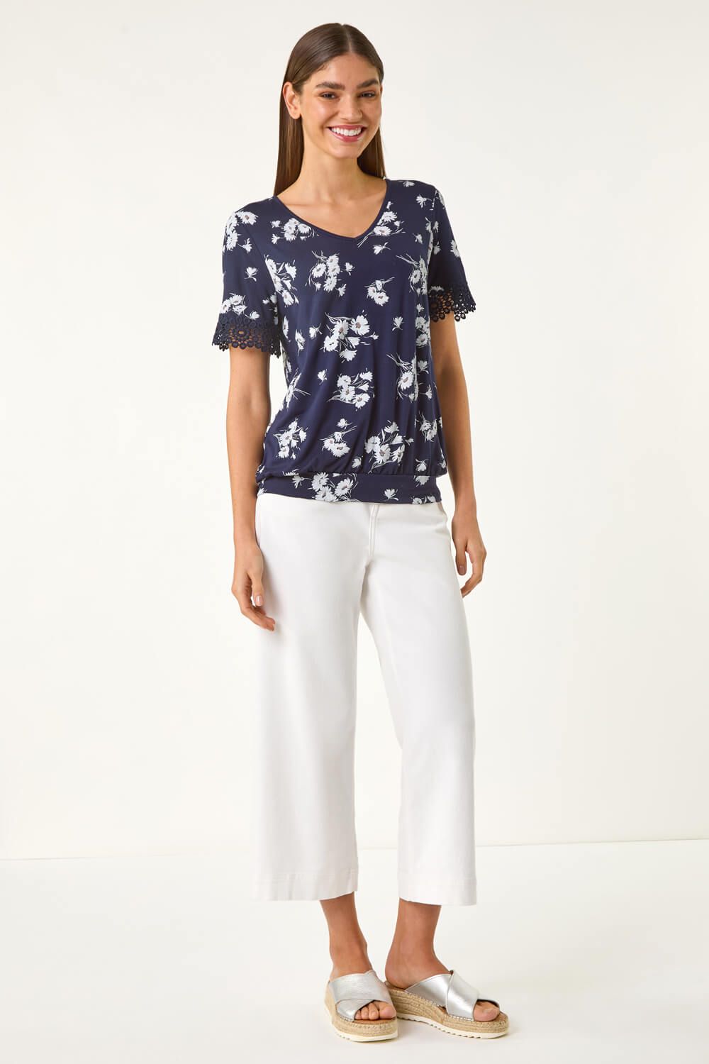 Roman Floral Print V-Neck Lace Stretch Top