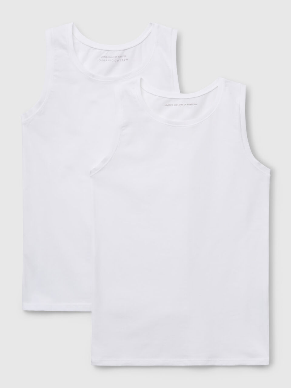 Two tank tops in super stretch cotton