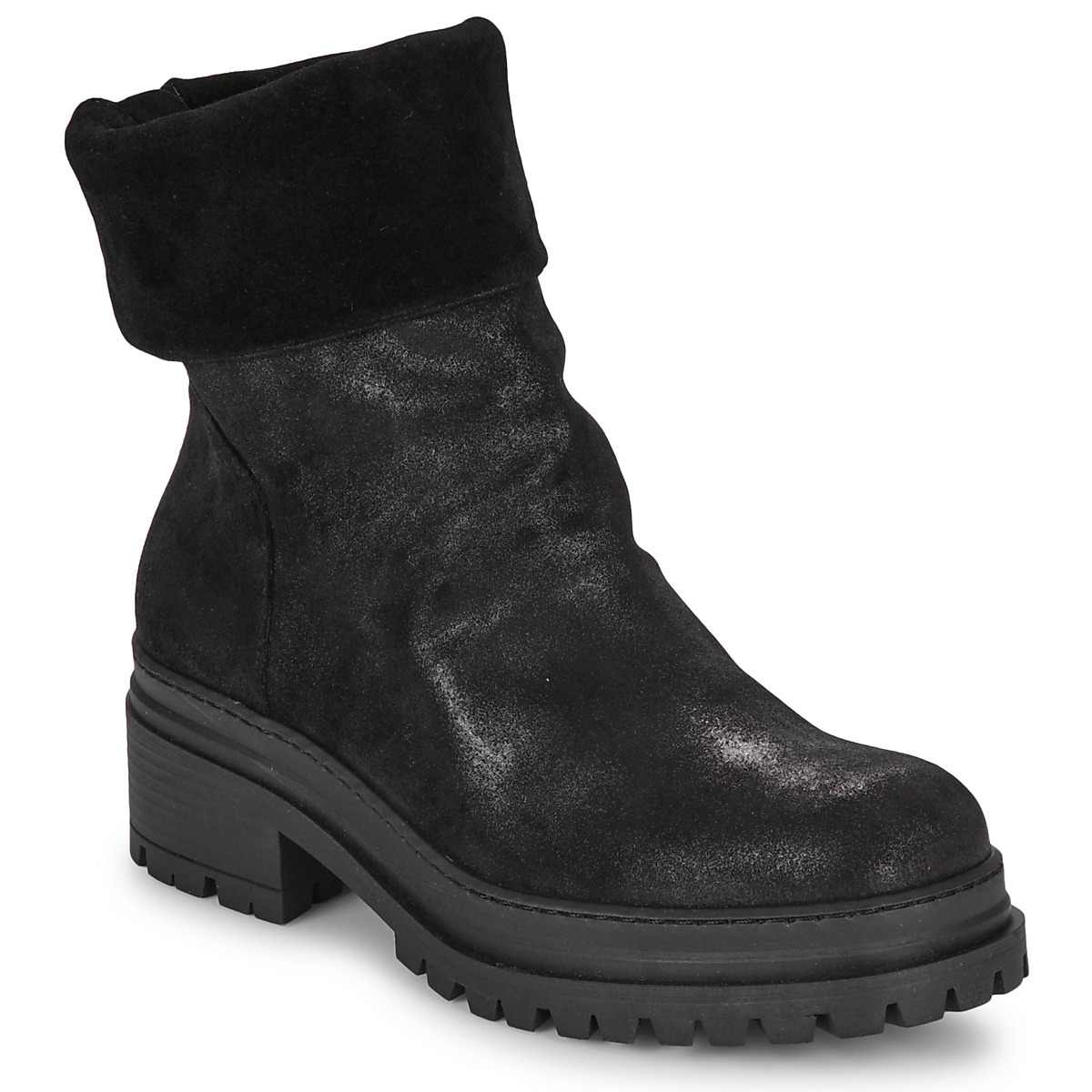 Casta - ZYND - Black