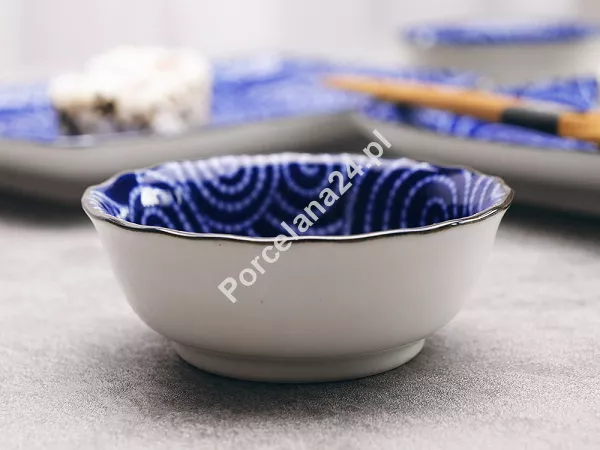 Zestaw do sushi dla 2 osób (4 el.) z pałeczkami Tokyo Design Studio - Kotobuki Karakusa 14347