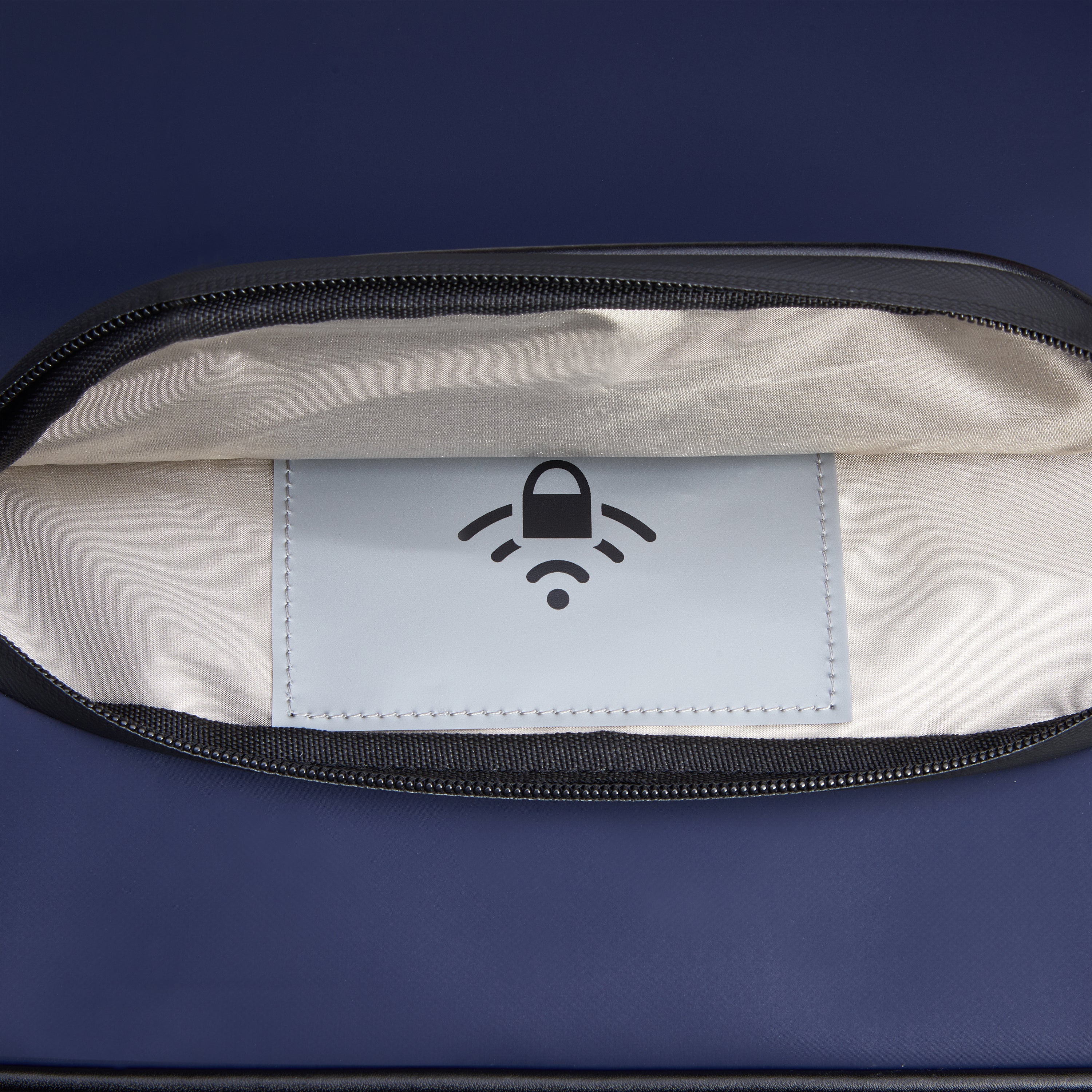 PEUGEOT VOYAGES - Sac Trolley (73cm)