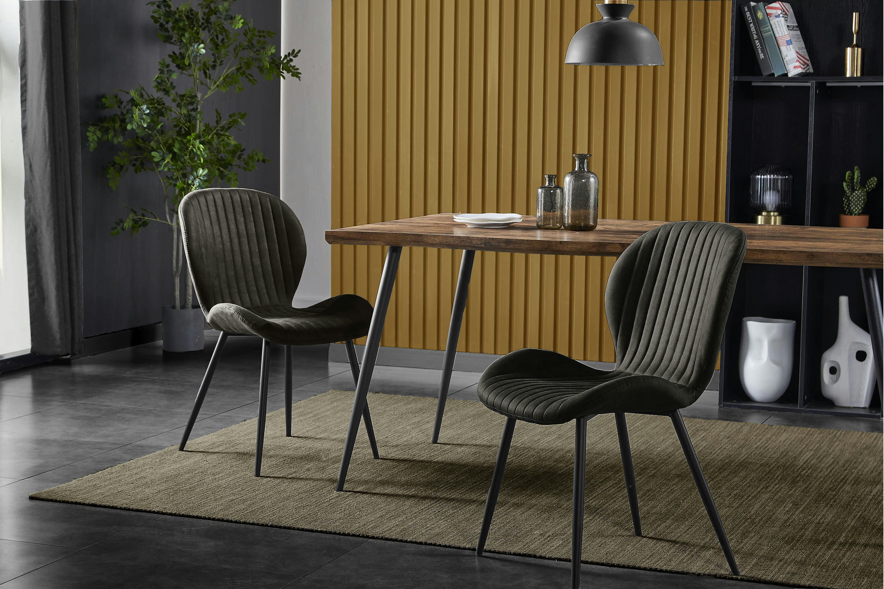 JANE - Chaise vintage en microfibre Ebène et métal noir (x4)