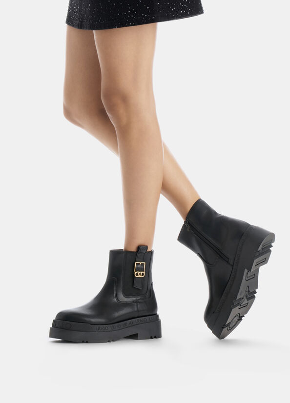 Stivaletti platform in pelle