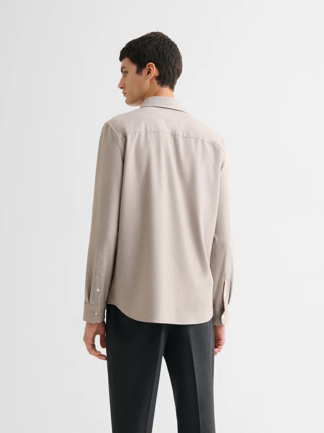 Chemise regular à poches