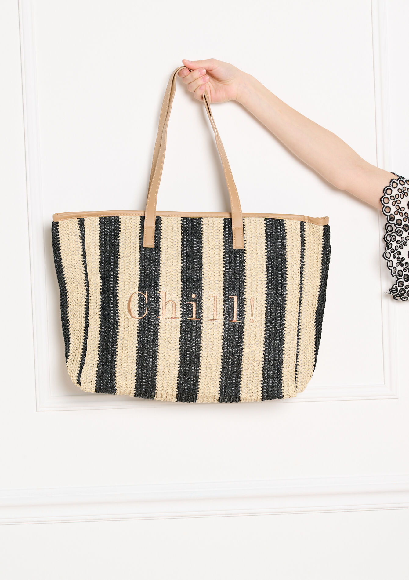 Gestreepte gevlochten tas