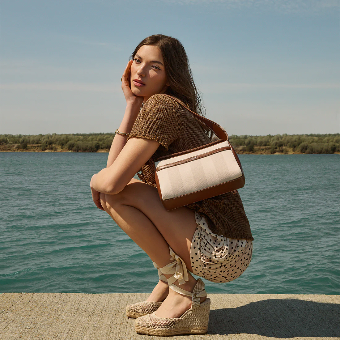 The Shania – Hazelnut Reversible Handbag