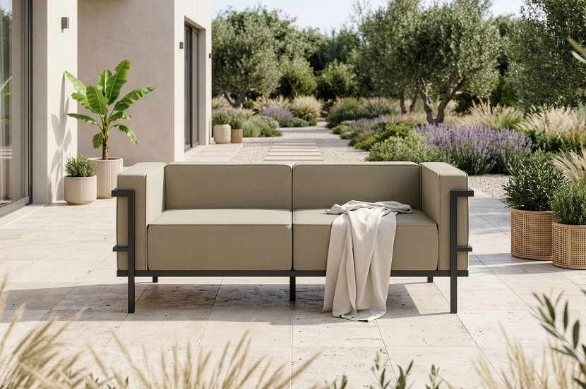 KONSIMO TRIGLO Sofa ogrodowa dwuosobowa stalowy stelaż i wygodne poduszki