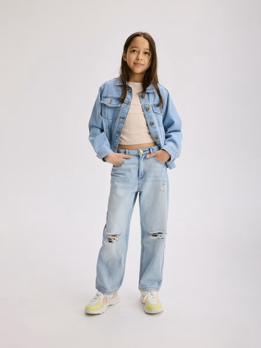 Ripped Straight Jeans