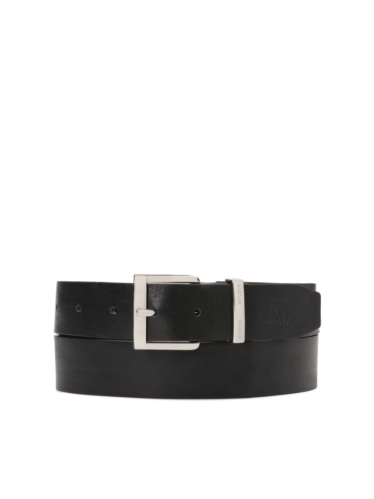 Black belt with logoed silver buckle unisex