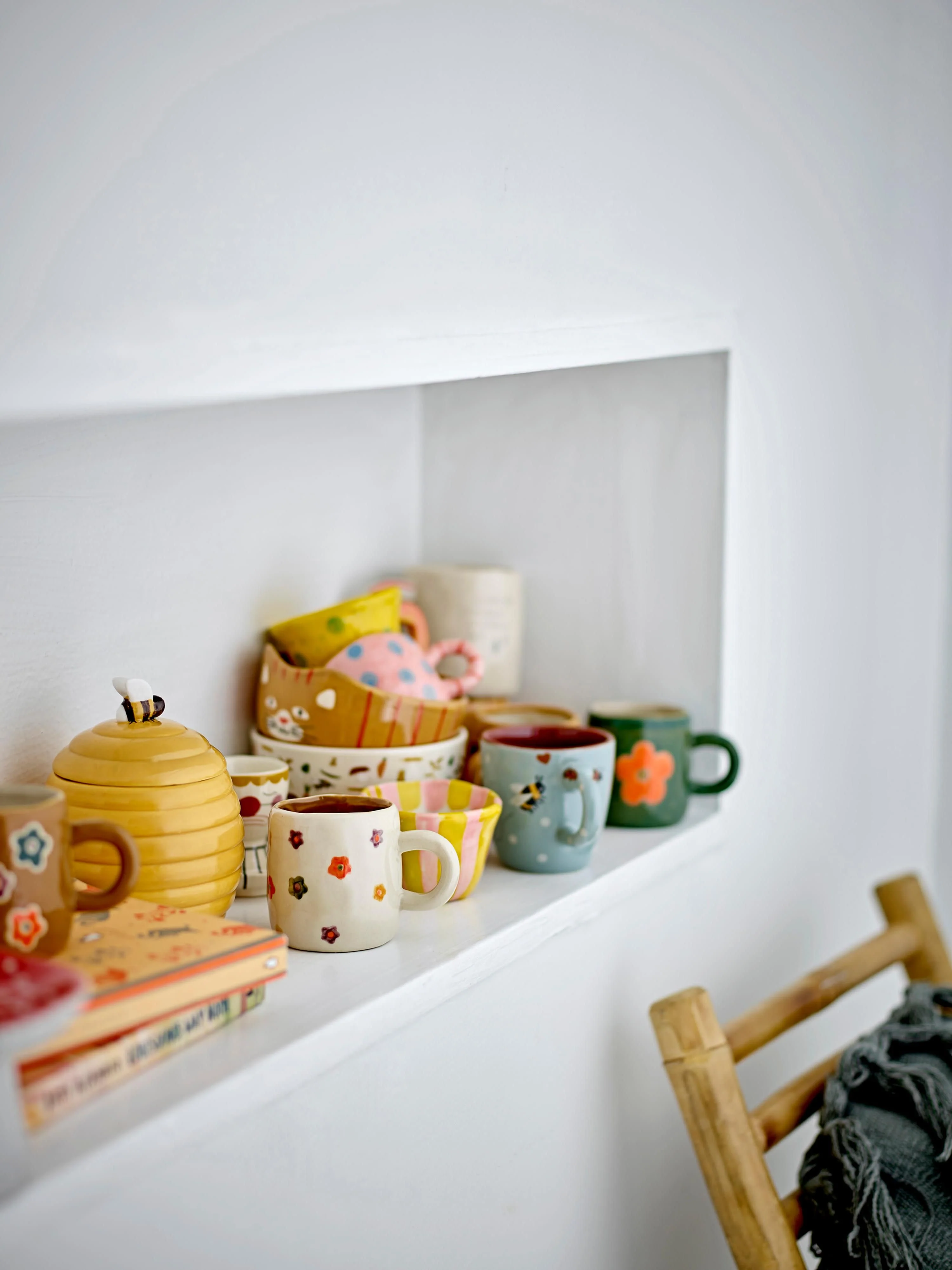 Handbemalte Kinder-Tasse Addy aus Steinzeug