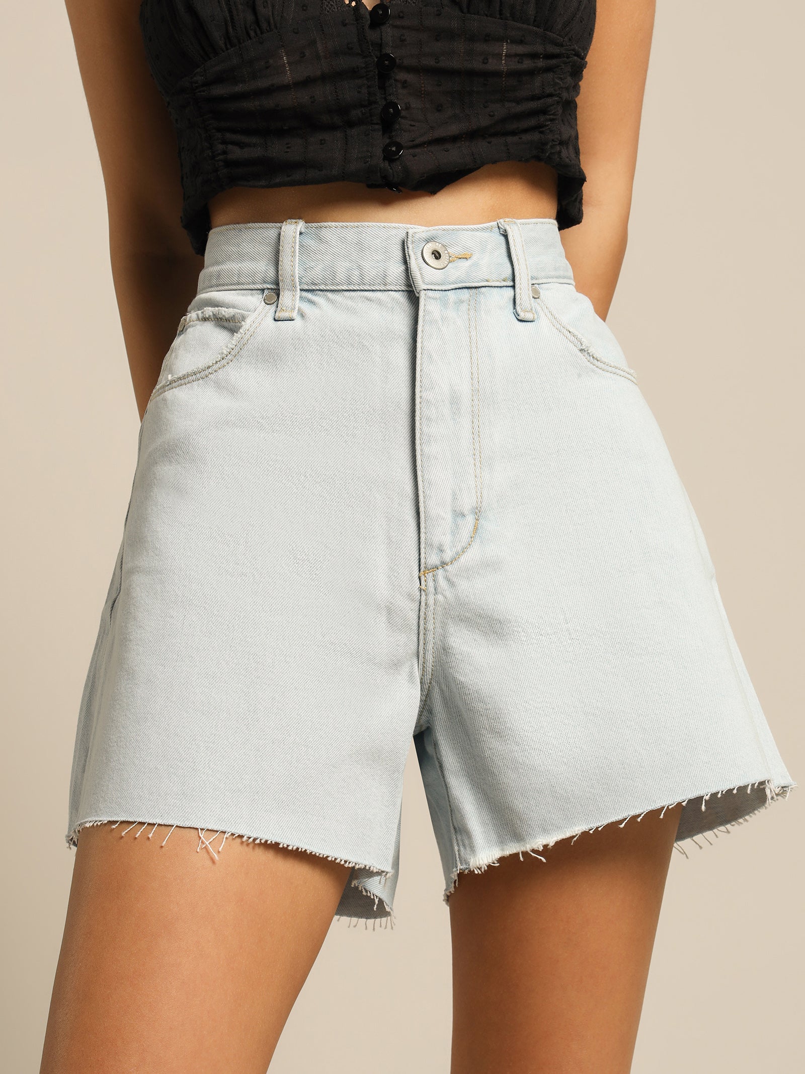 Belle Short