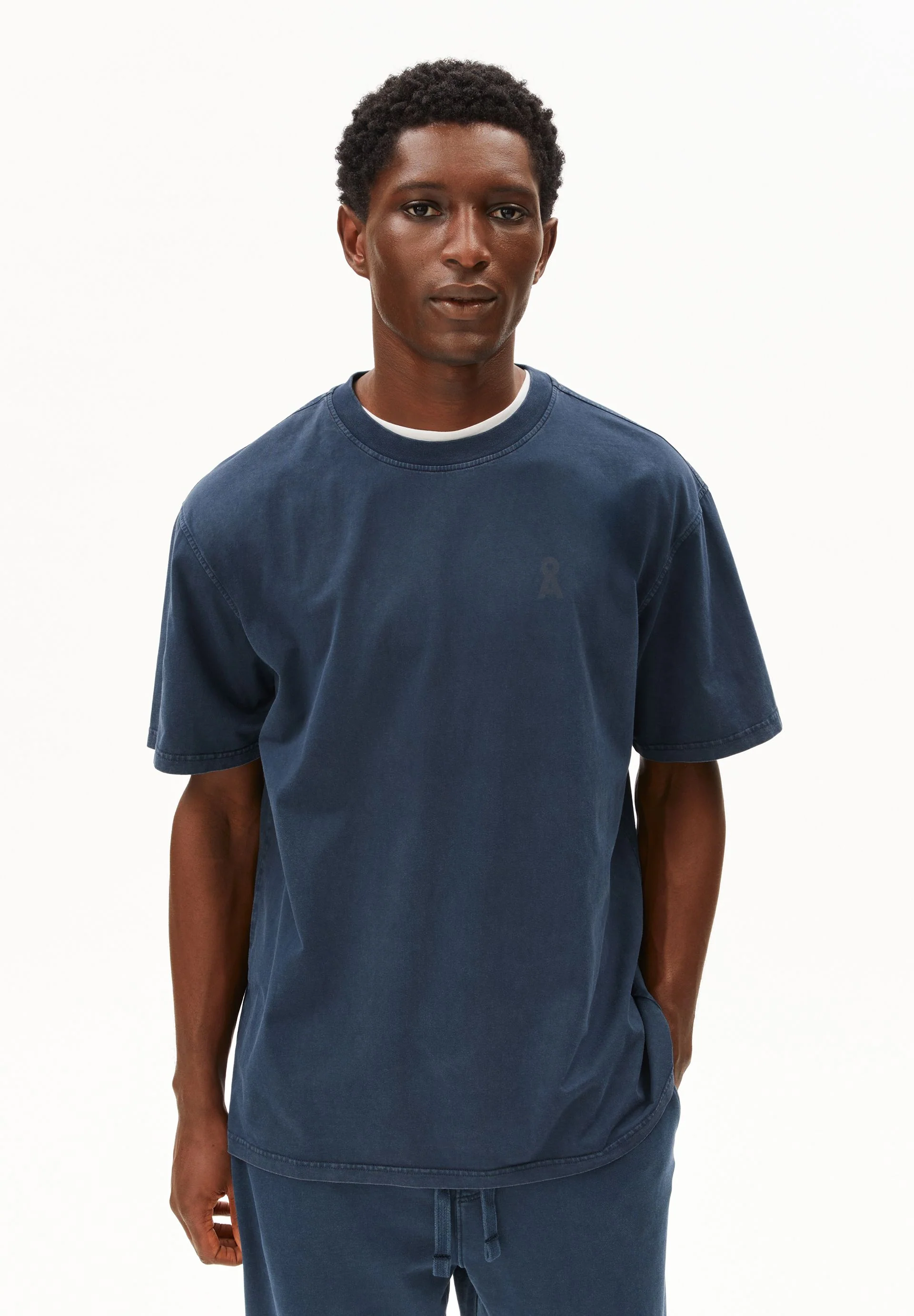 ICONIC Å MAARKOS GD T-SHIRT