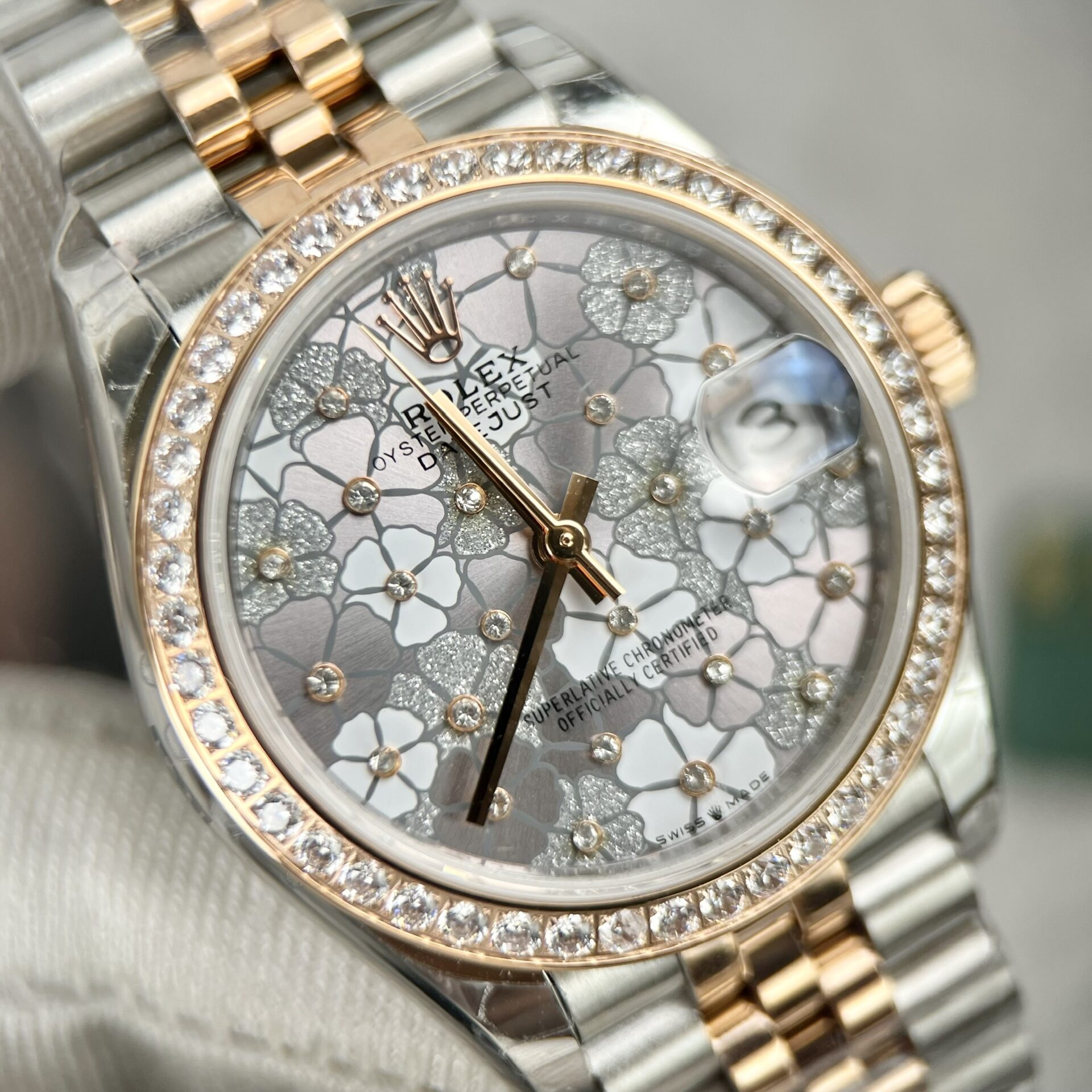 Rolex Datejust SS/RG Plated Flower Silver Dial CZ Diamonds 31mm Jub AAA Replica