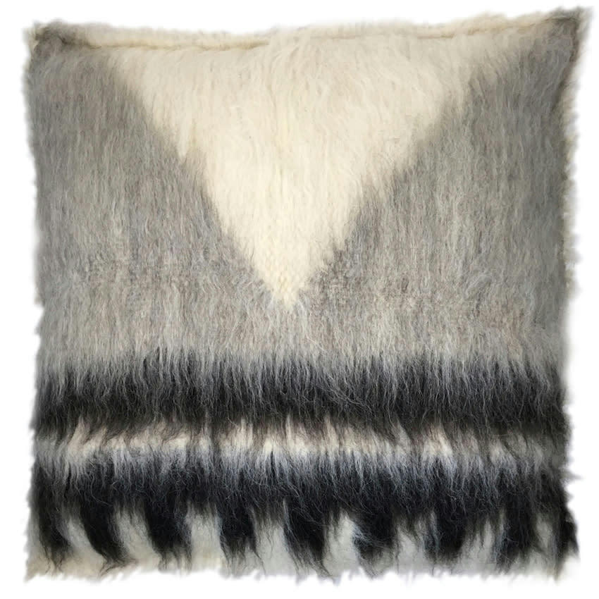 WOOL HANDWOVEN - Coussin triangle 100% laine noir et blanc cassé 50x50