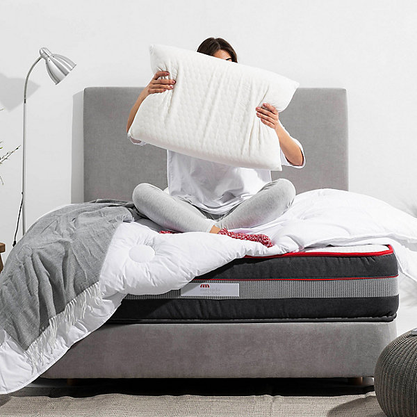 Matelas Zen Gel 200 x 160 cm, épaisseur 27 cm, ressorts Bonnell, fermeté moyenne, coloris variés.