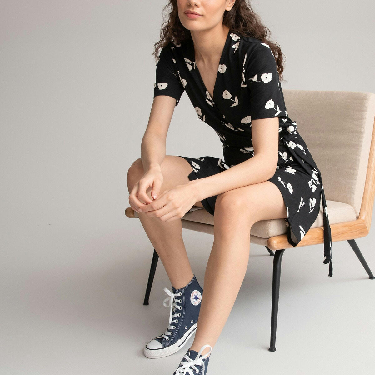 Robe cache-cœur manches courtes imprimé floral