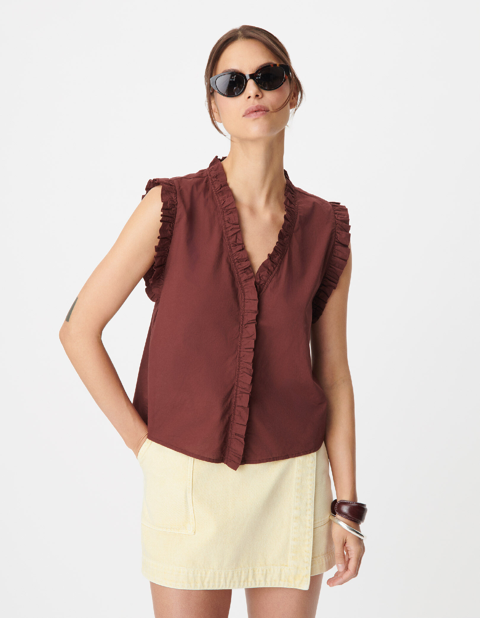 Top sans manches marron à plis ruchés Femme