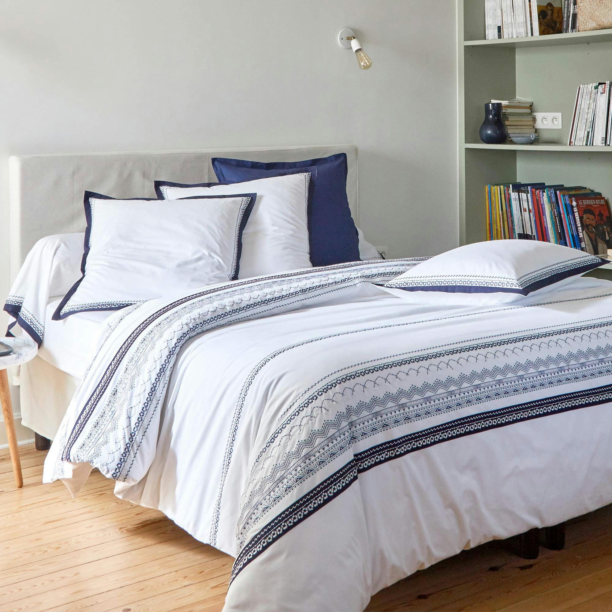 CUPTEA - Drap-housse 140x190x28 bleu marine en coton