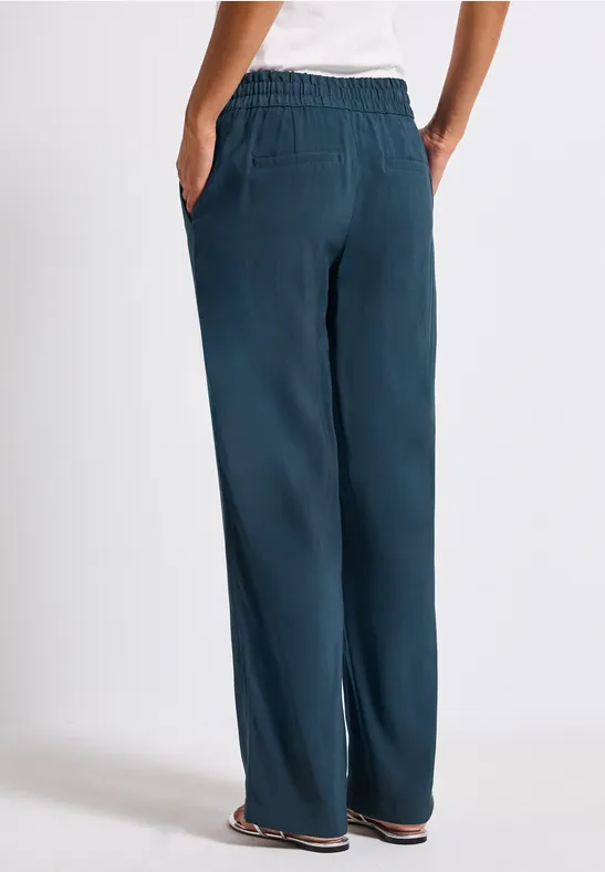 Straight Leg Twill Hose