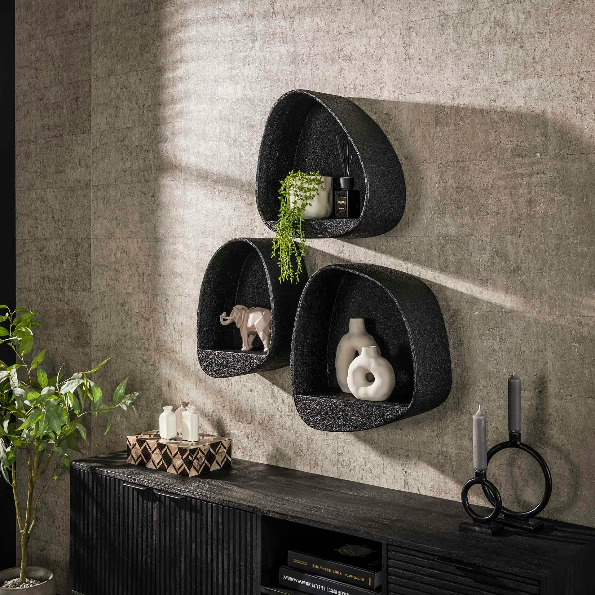 Etagère murale noire forme organique 45 cm TAJ