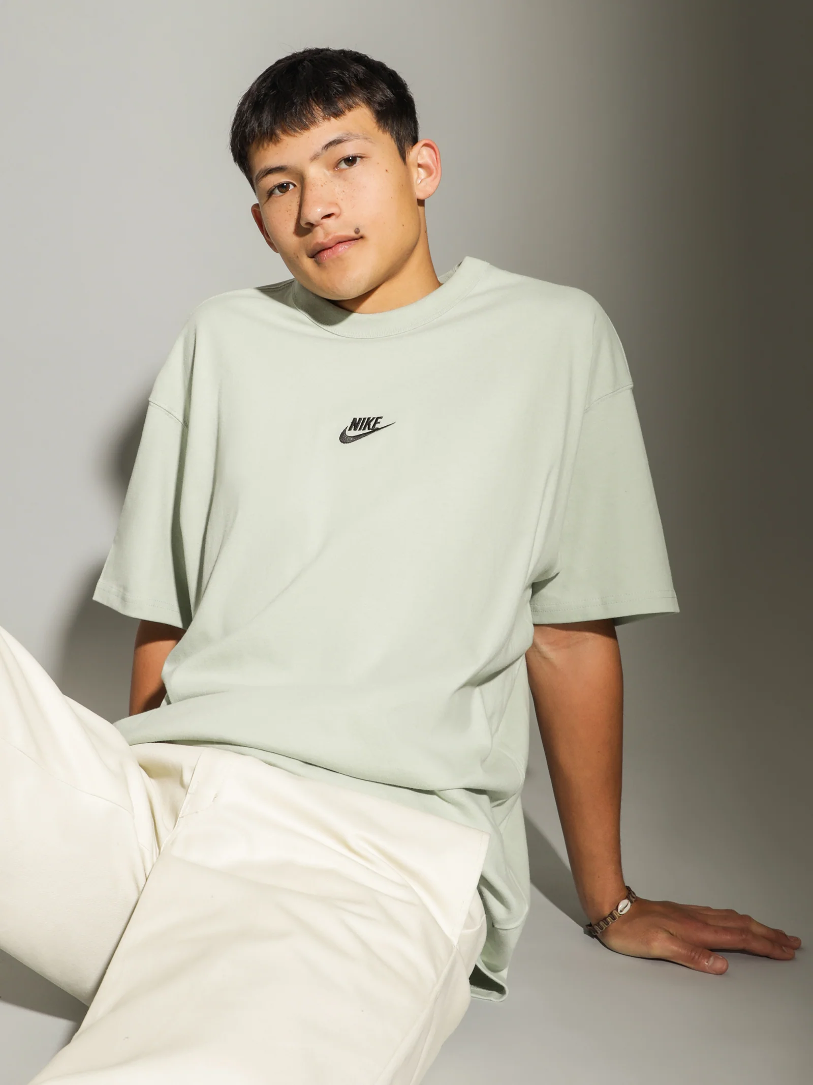 Sportswear Premium Essentials T-Shirt