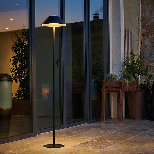 Lampadaire solaire NERIO TALL en acier noir H150cm
