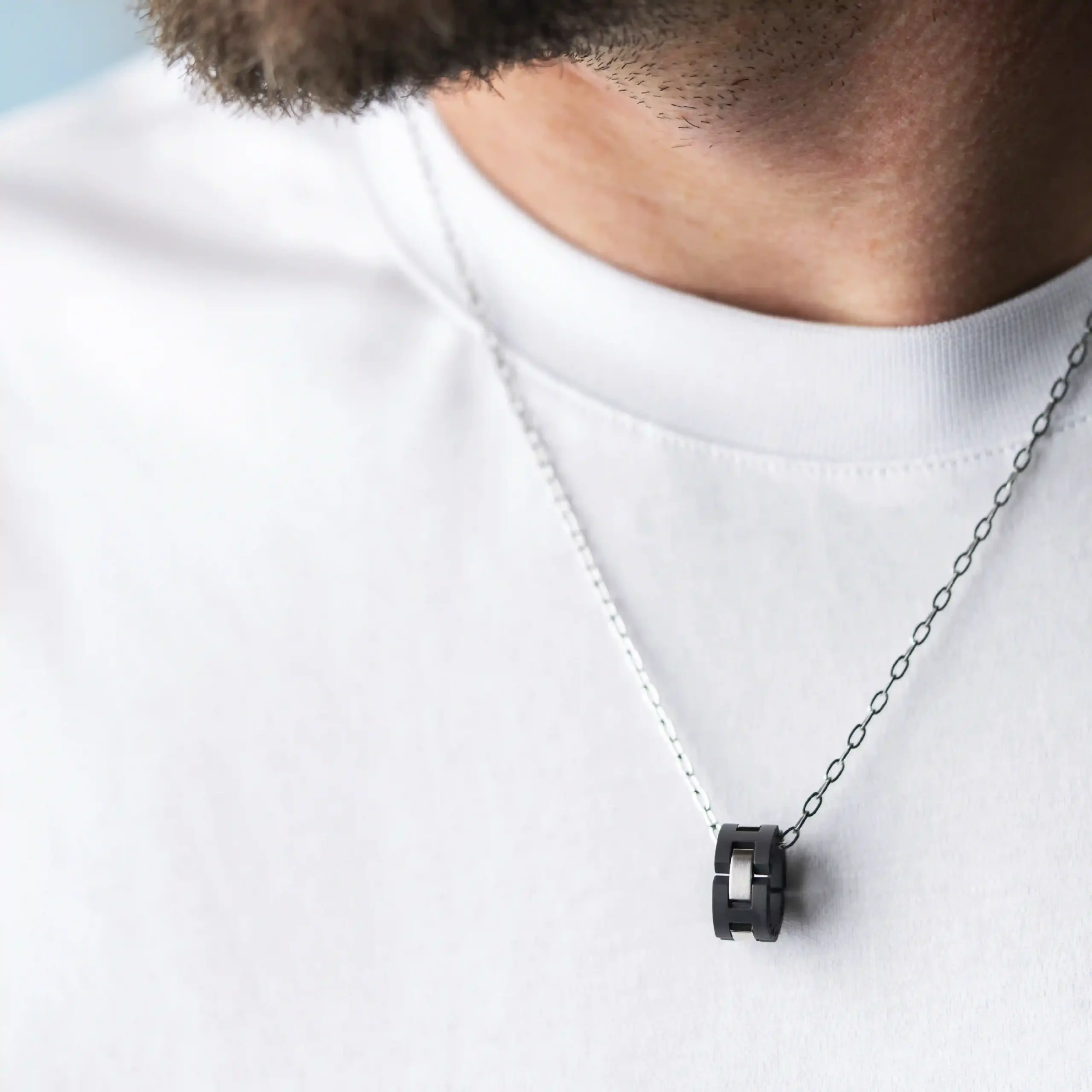 COLLIER CAP CAMARAT – ACIER & CÉRAMIQUE NOIRE