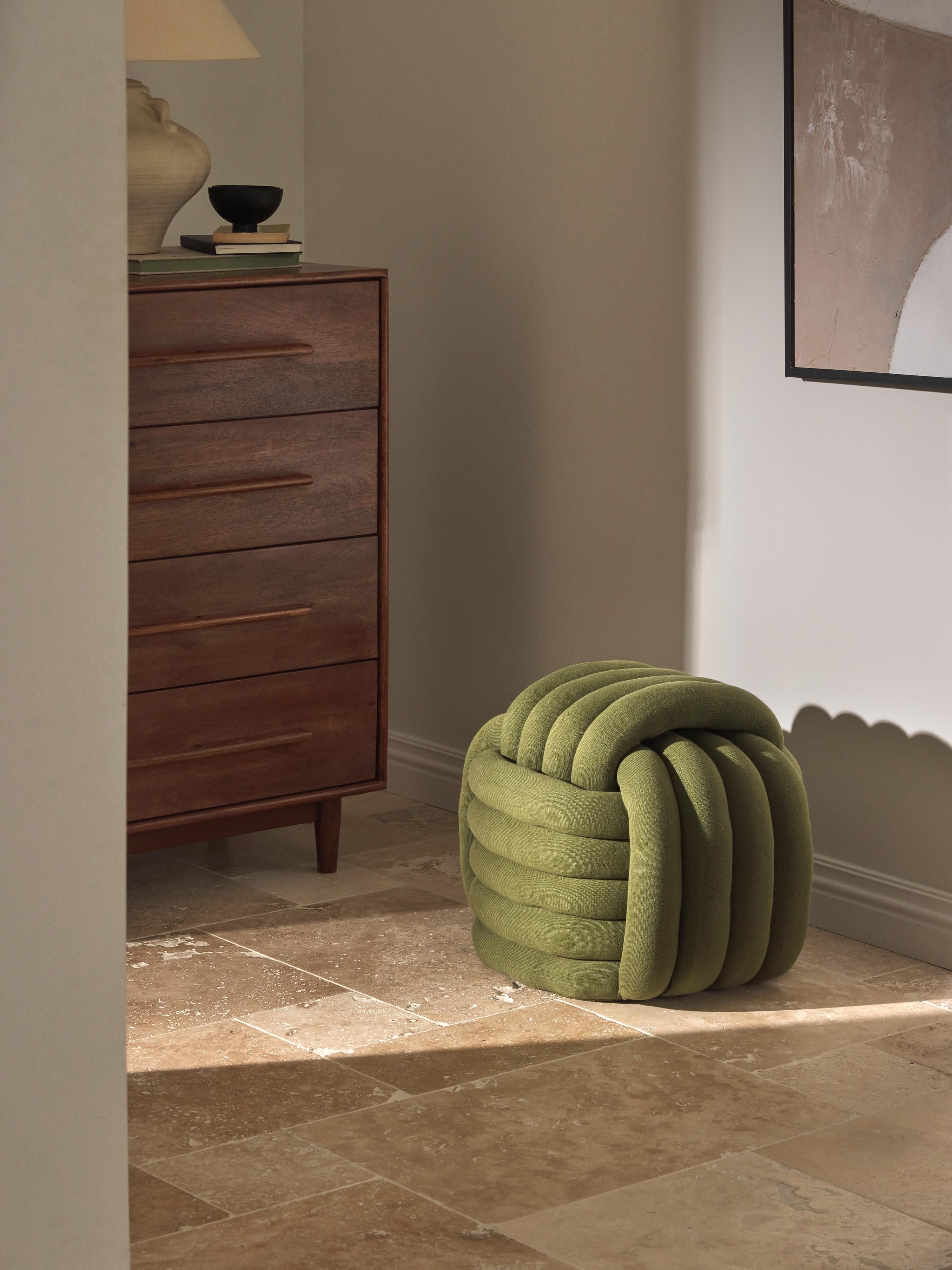 Knoten-Pouf Twist
