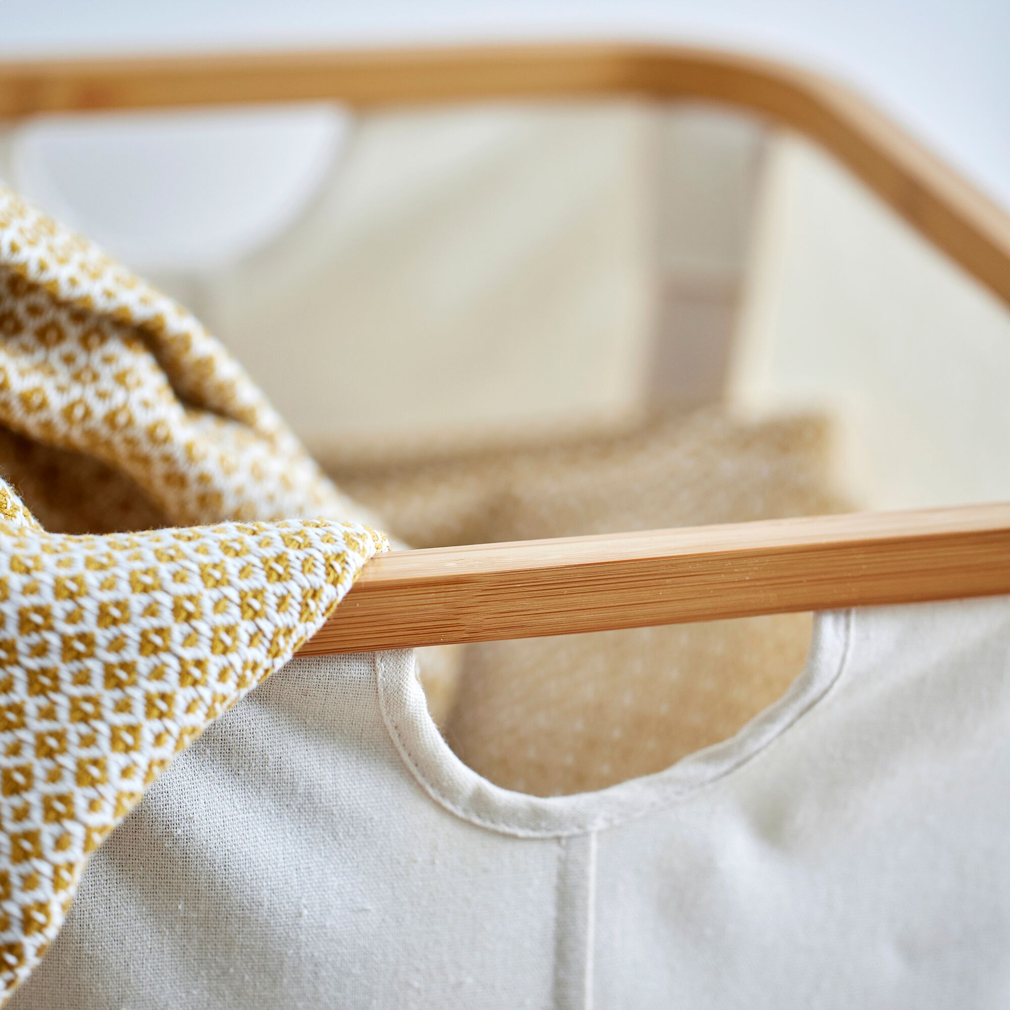 LINO - Panier en polycoton et bambou H15xL33cm - blanc